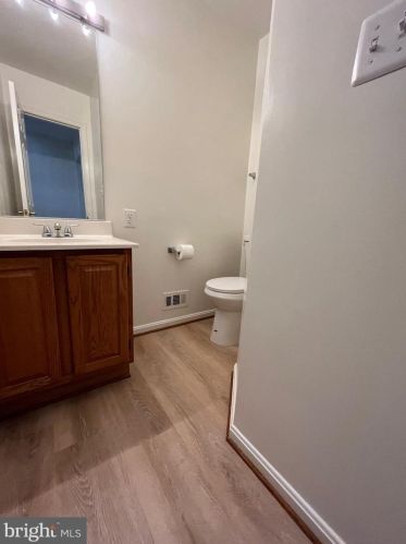 7 Dawn Vw Ct, Silver Spring MD 20904-1252 exterior