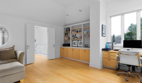 8300 Chalk Knl Dr, Austin TX  78735-1703 exterior