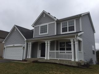3144 Bennett Pl, Aurora, IL 60502-7063
