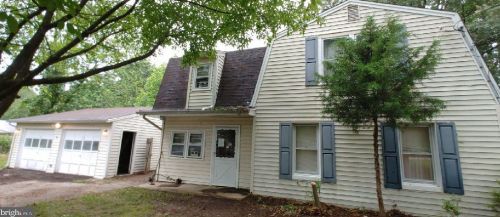 320 Gambrills Rd, Gambrills, MD 21054-1126
