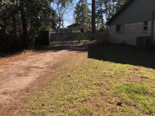14251 Buckingham Ln, Tomball, TX 77375-4006