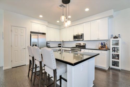 1526 Bleecker St, Milpitas, CA 95035