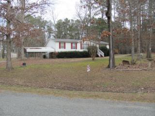 288 Almond Ct, Bracey, VA 23919-1998