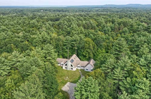 156 Piscassic Rd, Newfields, NH 03856-8214