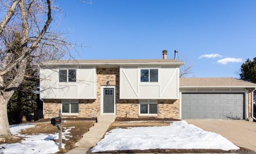 18151 Loyola Dr, Denver, CO 80013-3405