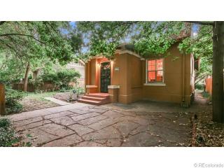 1679 Garfield St, Denver CO  80205-5042 exterior