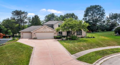 6423 Spring Hill Close, Rockford, IL 61108-1506
