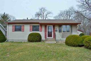 1514 13th St, Silvis, IL 61282-1981