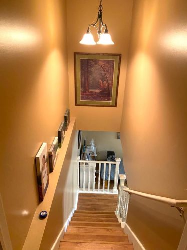 435 Deerpath Ct, Hobart IN 46342-5743 exterior