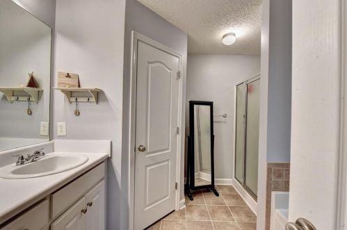 191 Laurel Oaks Ln, Jefferson GA  30549-5590 exterior