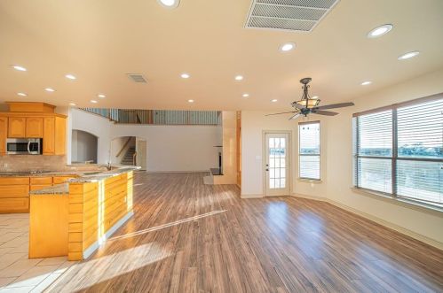 5555 State Highway 160, Whitewright TX 75491-4778 exterior