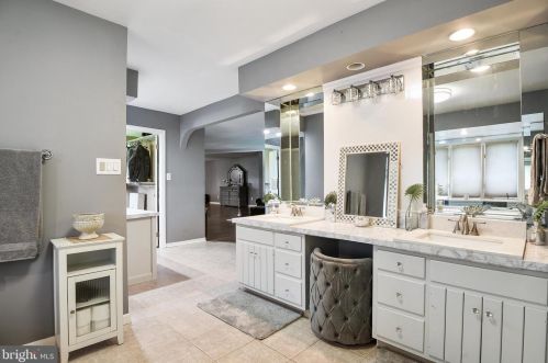 2735 Ritner Hwy, Carlisle PA  17015-9428 exterior