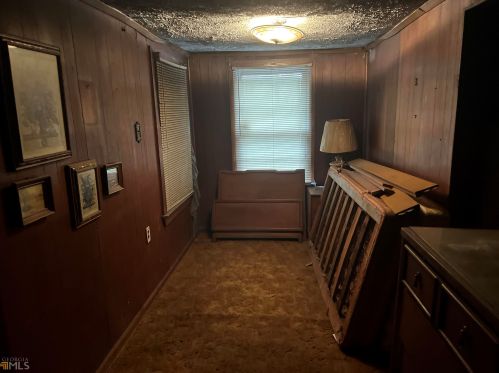 166 Burbank Dr, Atlanta GA  30314-2555 exterior