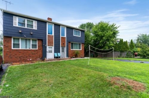 61 Fairview Ave, Edison, NJ 08817-2419
