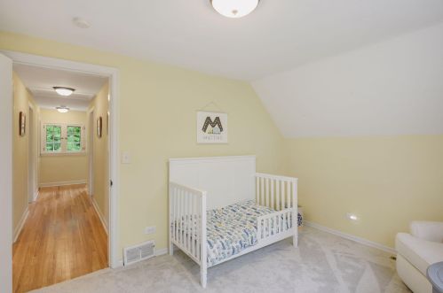 2260 Medicine Lake Blvd, Minneapolis MN  55441-4238 exterior