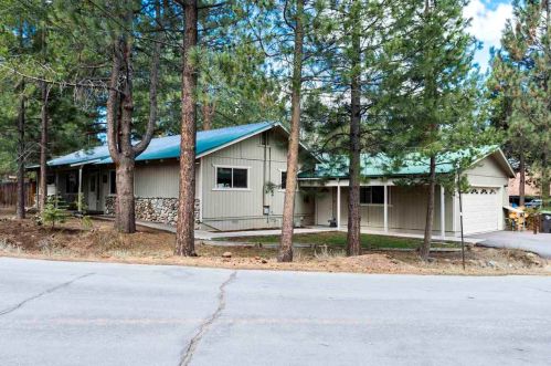 10458 Reynold Way, Truckee, CA 96161-1802