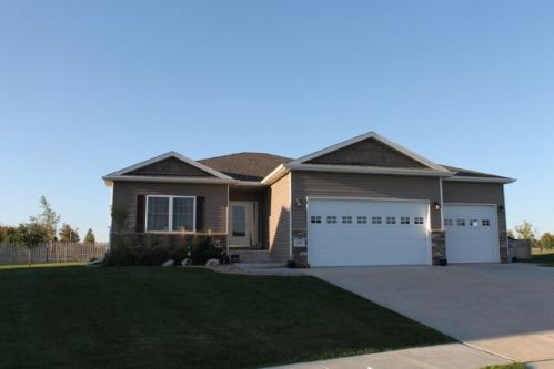 280 Maple St, Tamora, NE 68434-2616