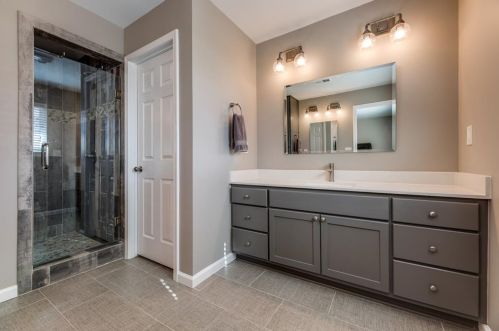 1318 Swallow Ln, Garland TX 75042-8035 exterior