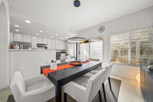 36 Del Perlatto, Irvine CA  92614-5360 exterior