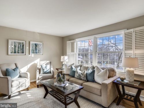 512 Grandin Ave, Severna Park, MD 21146-2508