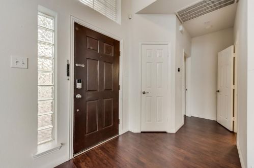 3117 Irvine Dr, Carrollton TX  75007-3745 exterior