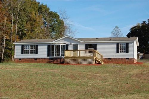 6642 Nancy Ln, Trinity, NC 27370-7849