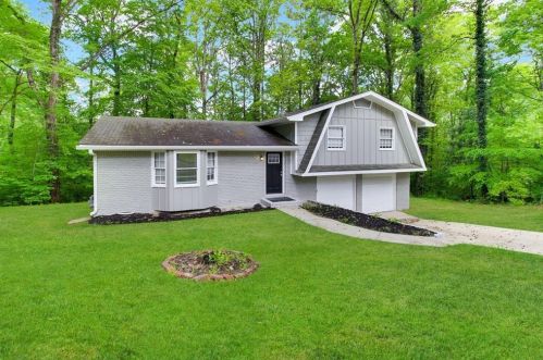 3585 Ale Cir, Atlanta GA  30344-5903 exterior