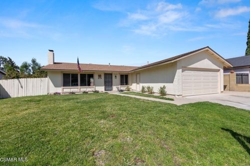 2245 Rockdale Ave, Simi Valley, CA 93063-3707