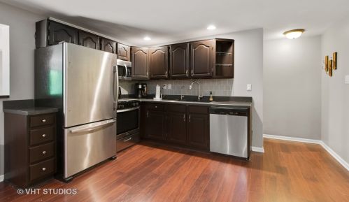 40 Peiffer Ave, Lemont IL  60439-3845 exterior