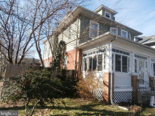 247 Ardmore Ave, Trenton, NJ 08629-1802