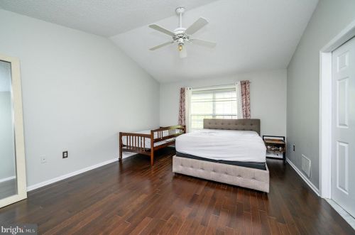 80 Shrewsbury Pl, Princeton NJ  08540-0063 exterior