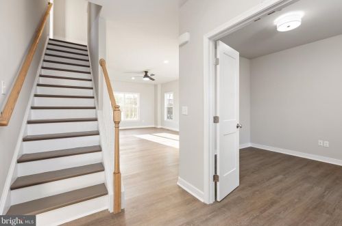 422 Woodford St, Fredericksburg, VA 22401-3108