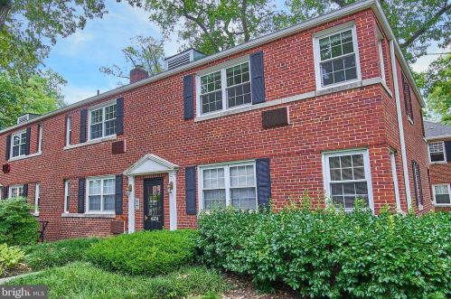 4324 2nd Rd, Arlington VA  43241-2915 exterior
