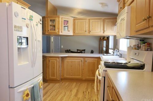 54 Maple Via, Anaheim CA  92801-1036 exterior