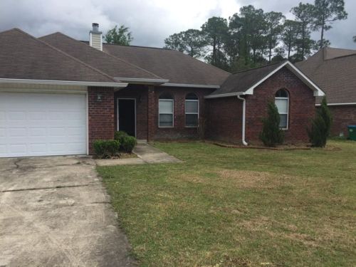 2401 Highland Dr, Gautier, MS 39553-2220