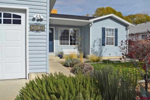 1929 White House Dr, Montrose, CO 81401-5340