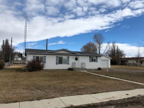 120 Lincoln St, Oakley, ID 83346-9730