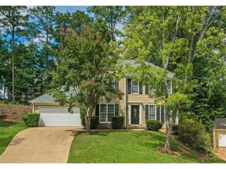 270 Pine Bridge Trl, Alpharetta, GA 30022-4585