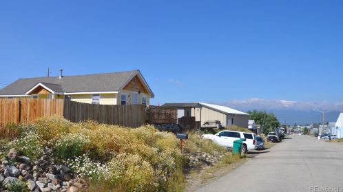 425 6th St, Leadville, CO 80461-3117