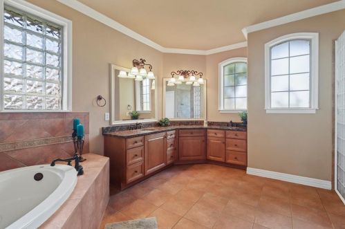 4265 San Simeon Ln, Fort Worth TX  76179-6803 exterior