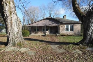 504 Elm Ave, Jasper, TN 37347-3155