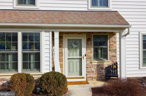 12 Leeds Ct, Lancaster, PA 17602-4676