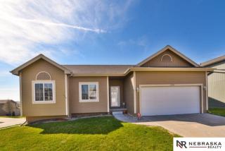 2503 Winding River Dr, Bellevue, NE 68123-4455