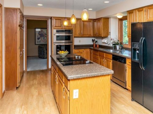 8405 135th St, Saint Paul MN  55124-9538 exterior