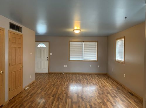 416 Jackson St, Cullom, IL 60929-7217