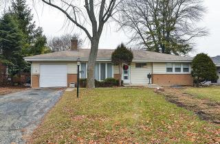 2116 Central Rd, Glenview, IL 60025-4233
