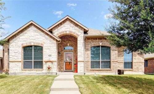 3178 Market Center Dr, Rockwall TX  75032-7350 exterior