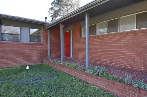 556 Little Rd, Marietta, GA 30067-7169