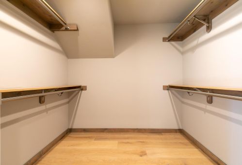 11102 Sitzmark Way, Truckee CA  96161-6131 exterior