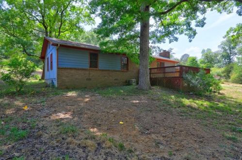 668 Kingston Ln, Conyers, GA 30012-2138